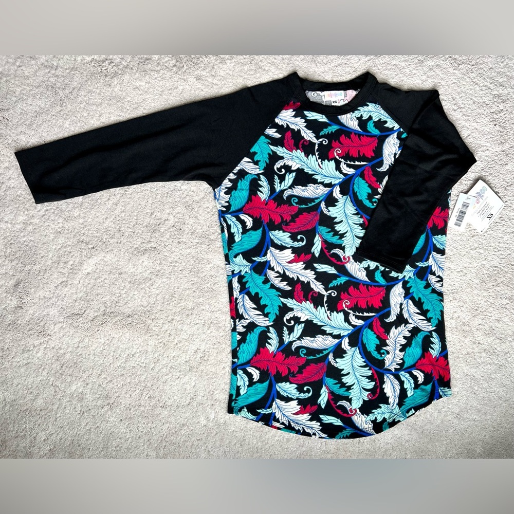 LuLaRoe Randy Tee - XS